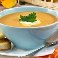Supa crema de gutuie si telina, ideala pentru sezonul rece