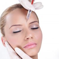 Rejuvenarea pielii cu substante de umplere si botox