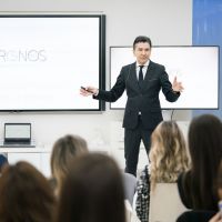 Cronos Med, noul nume al Clinicilor fondate de Dr. Constantin Stan